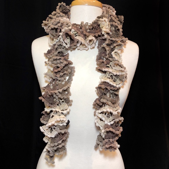 Brown Cream Ombré Spiral Crochet Knit Scarf - Picture 2 of 4